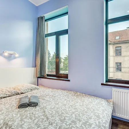Sauna 4 Bedrooms With Parking Apartment *