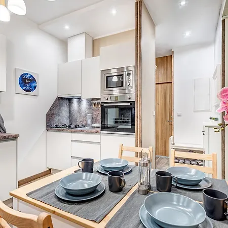 Sauna 4 Bedrooms With Parking Apartment *
