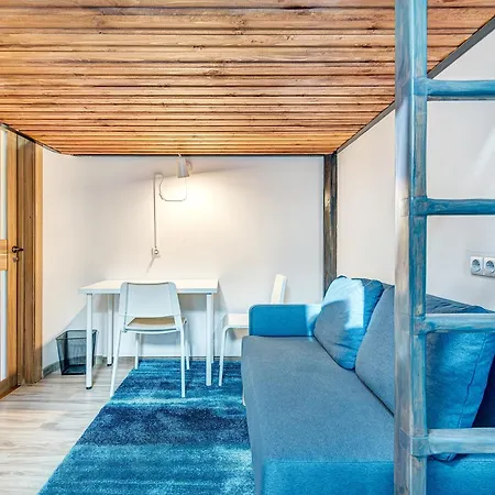 Sauna 4 Bedrooms With Parking Apartment